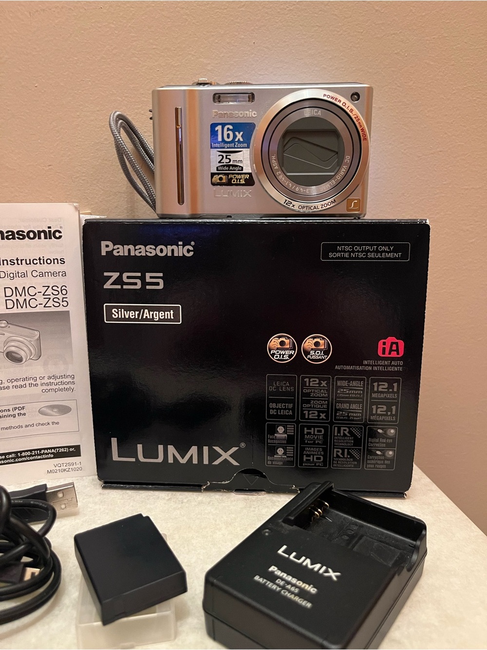 Panasonic Lumix DMC-ZS5 Digital Camera 16x Zoom Silver. 12x optical zoom